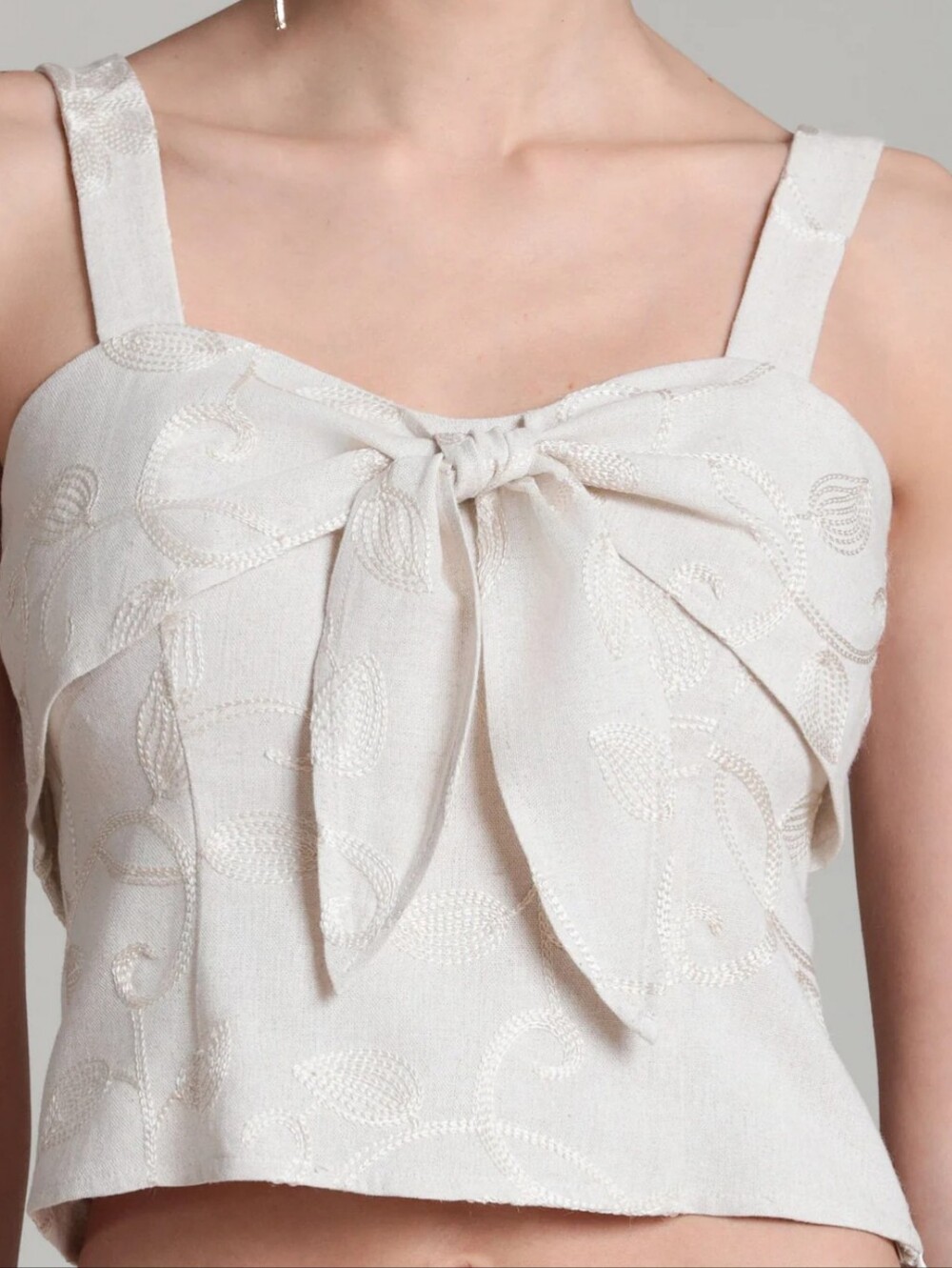 Avec Les Filles Embroidered Linen Blend Tie Front Top Cream Beige Size XS NWT